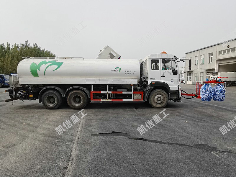 公路护栏清洗机