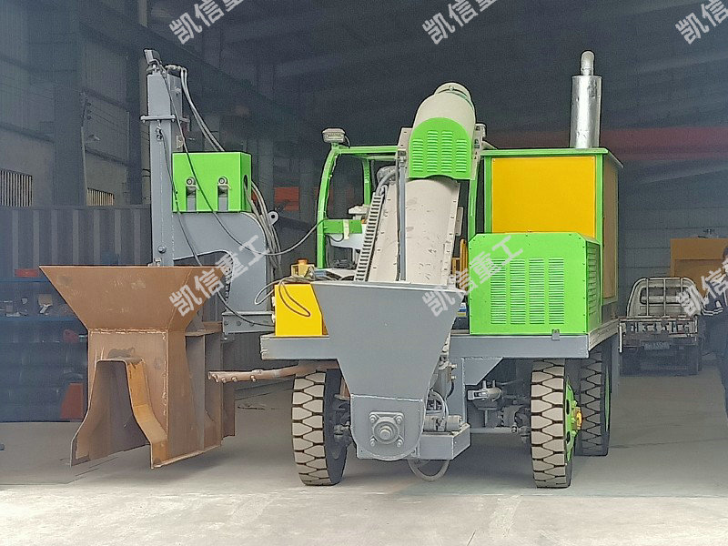 路肩墙滑模成型机