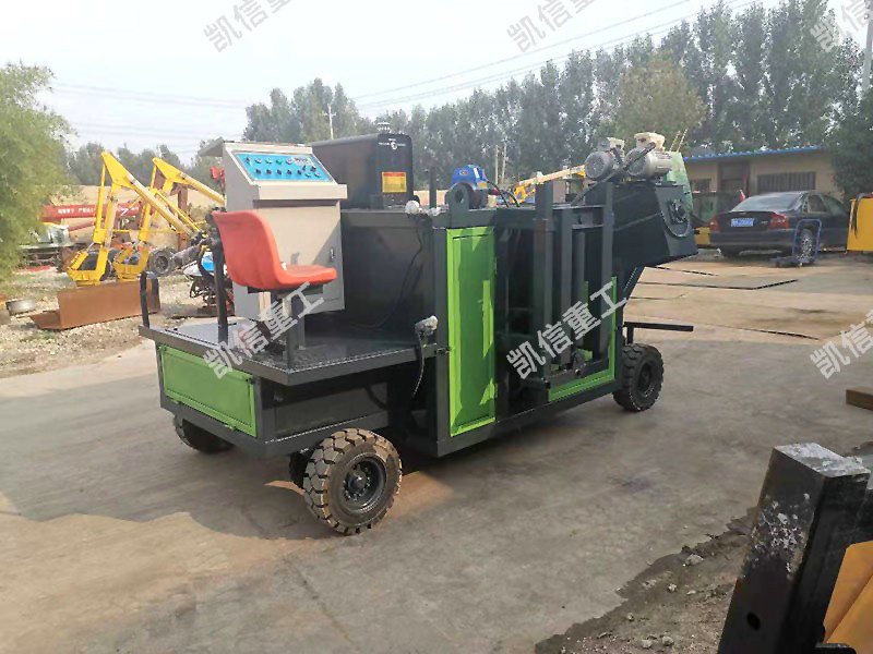 现浇成型路平石滑模机